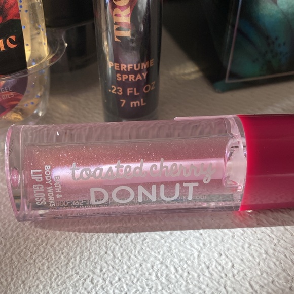 Bath and Bodyworks Tropidelic Travel Size Gift Set Combo - Picture 5 of 5